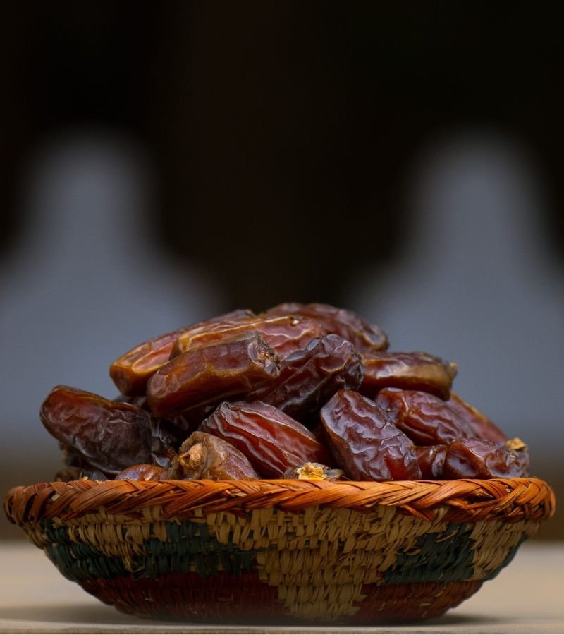 Mabroom Dates
