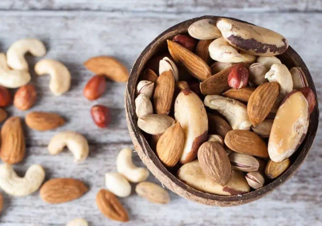 Raw vs. Roasted Dryfruits Nuts, Which is Better for You?